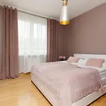 Spacious Apartment Zawiszy Wola By Noclegi Renters